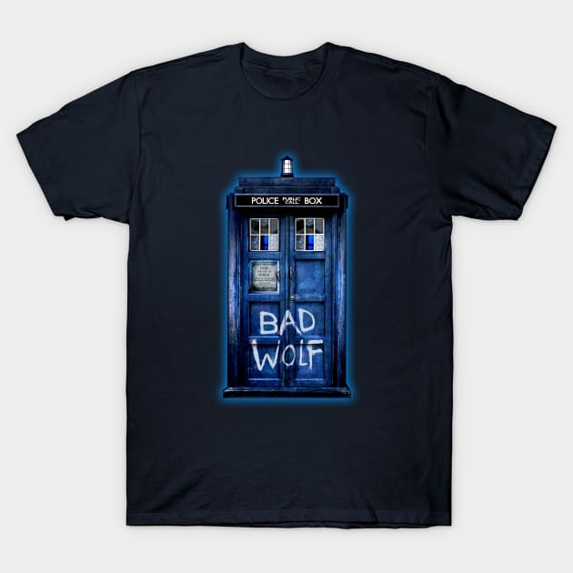 Blue Phone booth with Bad wolf grafitti T-Shirt by Dezigner007